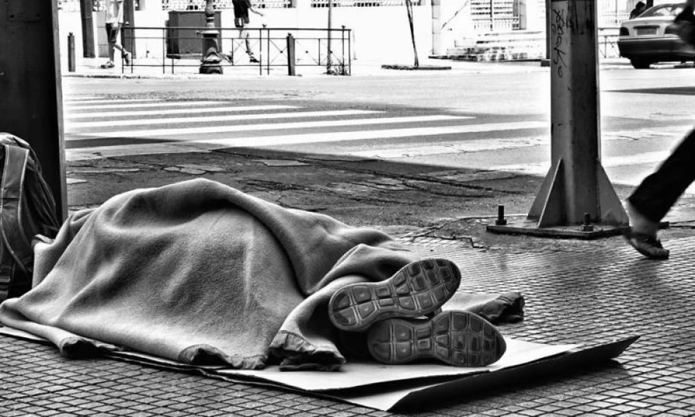Δήμος Αθηναίων: Προσφέρει θερμαινόμενες αίθουσες στους άστεγους